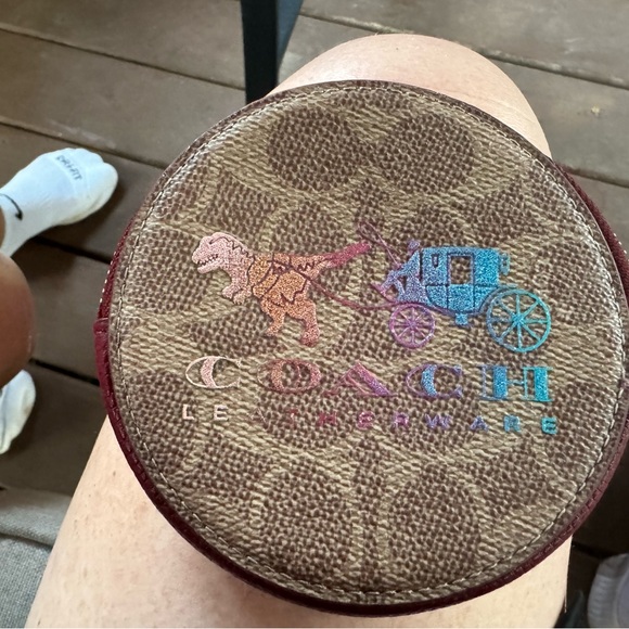 Rare Rare Coach limit edition Signature Rexy Carriage tote w/ matching coin - Picture 8 of 13